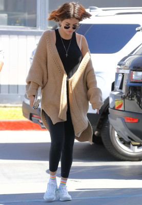 Selena Gomez pic #1024775
