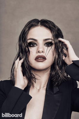 Selena Gomez pic #985258