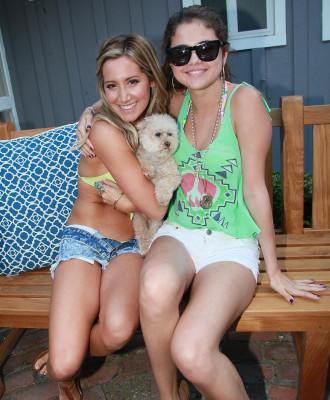 Selena Gomez pic #506480