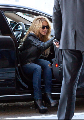 photo 10 in Shakira Mebarak gallery [id645574] 2013-11-08 00:00:00