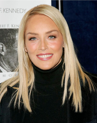 Sharon Stone pic #71131