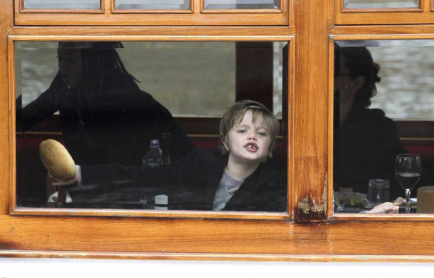 photo 15 in Jolie-Pitt gallery [id460784] 2012-03-16 00:00:00