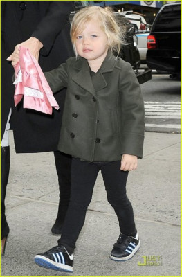 photo 14 in Jolie-Pitt gallery [id192147] 2009-10-22 00:00:00