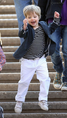photo 28 in Shiloh Nouvel Jolie-Pitt gallery [id251407] 2010-04-27 00:00:00
