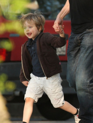 photo 18 in Shiloh Nouvel Jolie-Pitt gallery [id317518] 2010-12-23 00:00:00