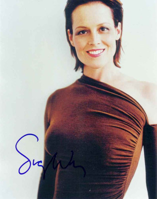 photo 10 in Sigourney Weaver gallery [id288793] 2010-09-20 00:00:00