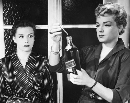 photo 4 in Simone Signoret gallery [id472210] 2012-04-08 00:00:00