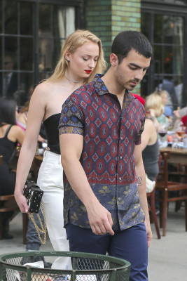 Sophie Turner (actress) pic #929331