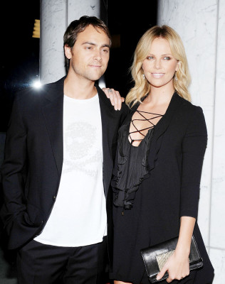Stuart Townsend pic #282047