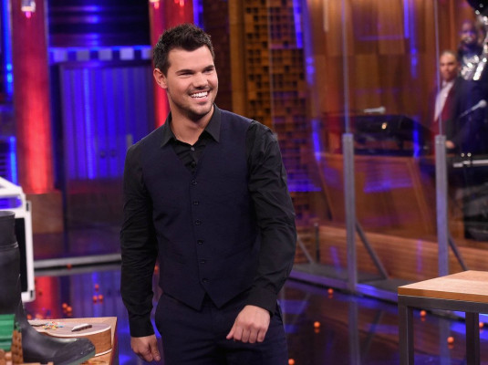 photo 13 in Lautner gallery [id844145] 2016-04-04 00:00:00