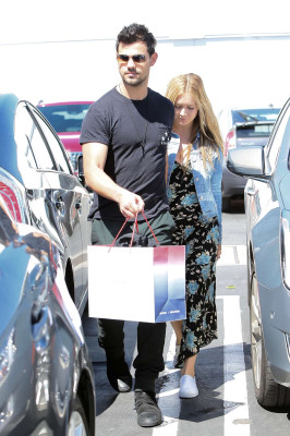 Taylor Lautner pic #919100
