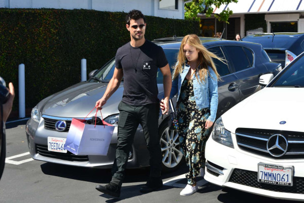 photo 4 in Taylor Lautner gallery [id919098] 2017-03-26 00:00:00