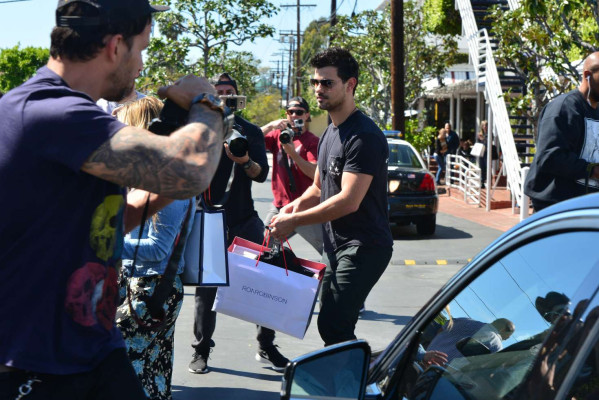 Taylor Lautner pic #919102
