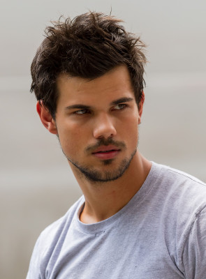 photo 24 in Lautner gallery [id650108] 2013-12-03 00:00:00