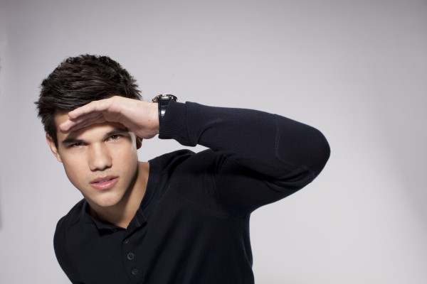 photo 29 in Taylor Lautner gallery [id644838] 2013-11-08 00:00:00