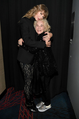photo 26 in Taylor Swift gallery [id1278500] 2021-11-04 00:00:00