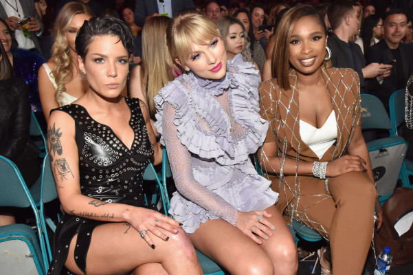 photo 6 in Taylor Swift gallery [id1128610] 2019-05-06 00:00:00