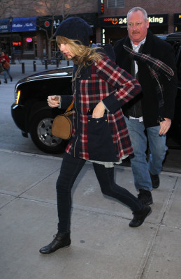 photo 21 in Taylor Swift gallery [id565772] 2013-01-19 00:00:00