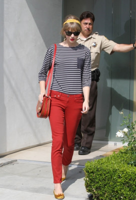 photo 27 in Taylor Swift gallery [id493402] 2012-05-28 00:00:00