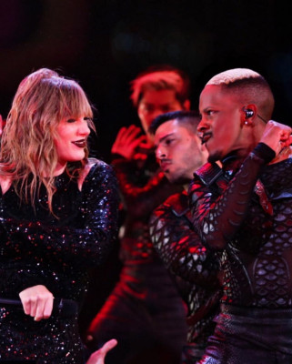 photo 18 in Taylor Swift gallery [id1091470] 2018-12-26 00:00:00