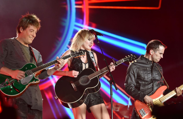 photo 21 in Taylor Swift gallery [id888126] 2016-10-24 00:00:00