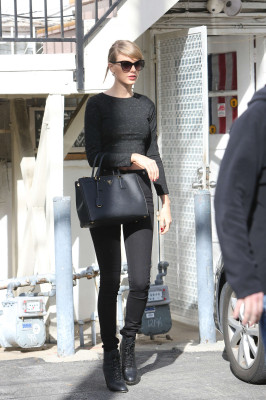 photo 9 in Taylor Swift gallery [id831385] 2016-02-02 00:00:00