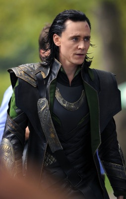Tom Hiddleston pic #653441