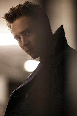 photo 8 in Tom Hiddleston gallery [id652436] 2013-12-13 00:00:00