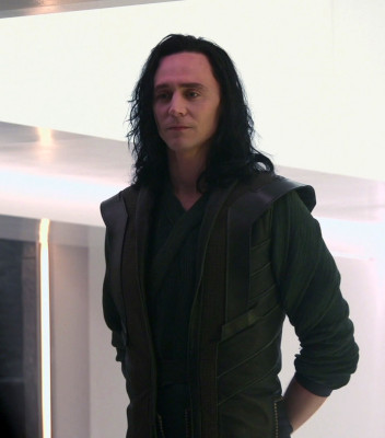 Tom Hiddleston pic #686482