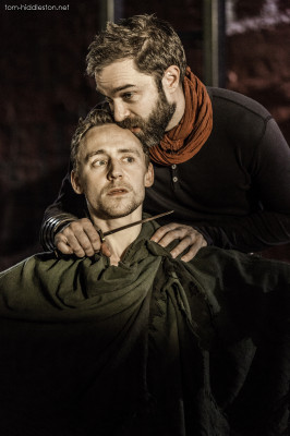 Tom Hiddleston pic #655922