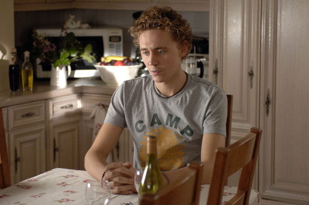 photo 8 in Tom Hiddleston gallery [id381483] 2011-05-26 00:00:00