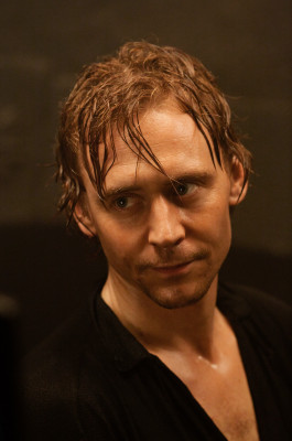 photo 14 in Tom Hiddleston gallery [id615500] 2013-07-04 00:00:00