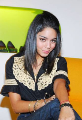 Vanessa Hudgens pic #139399