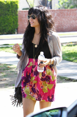 Vanessa Hudgens pic #455903