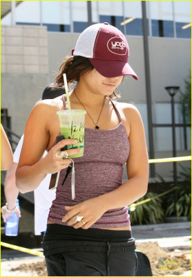 Vanessa Hudgens pic #1162515