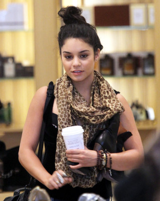 Vanessa Hudgens pic #445609