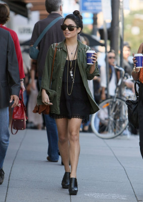 Vanessa Hudgens pic #445603