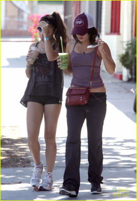 Vanessa Hudgens pic #1162517