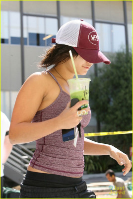 Vanessa Hudgens pic #1162519