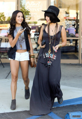 Vanessa Hudgens pic #450378