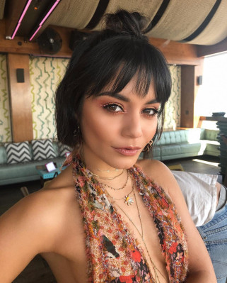 Vanessa Hudgens pic #1030159