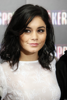 Vanessa Hudgens pic #578579