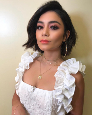 Vanessa Hudgens pic #1038006