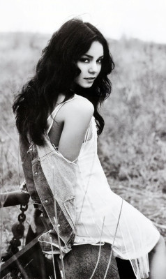 Vanessa Hudgens pic #113853