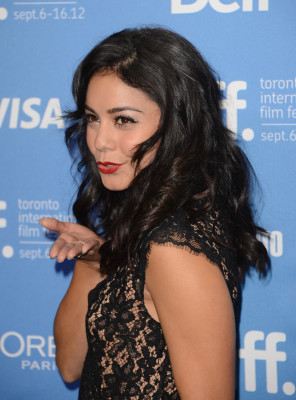 Vanessa Hudgens pic #530396