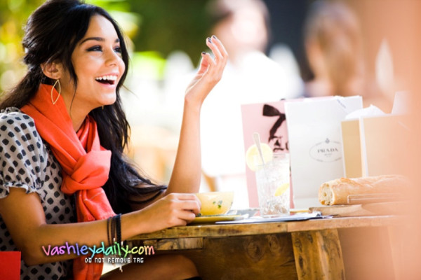 Vanessa Hudgens pic #187818