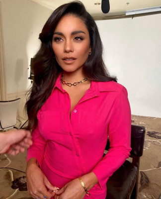 photo 26 in Vanessa Hudgens gallery [id1289113] 2021-12-19 00:00:00