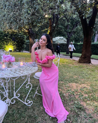 Vanessa Hudgens pic #1303482