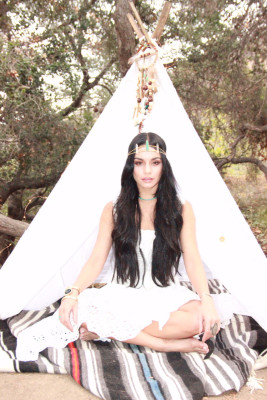 Vanessa Hudgens pic #821719
