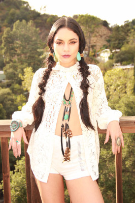 Vanessa Hudgens pic #821714
